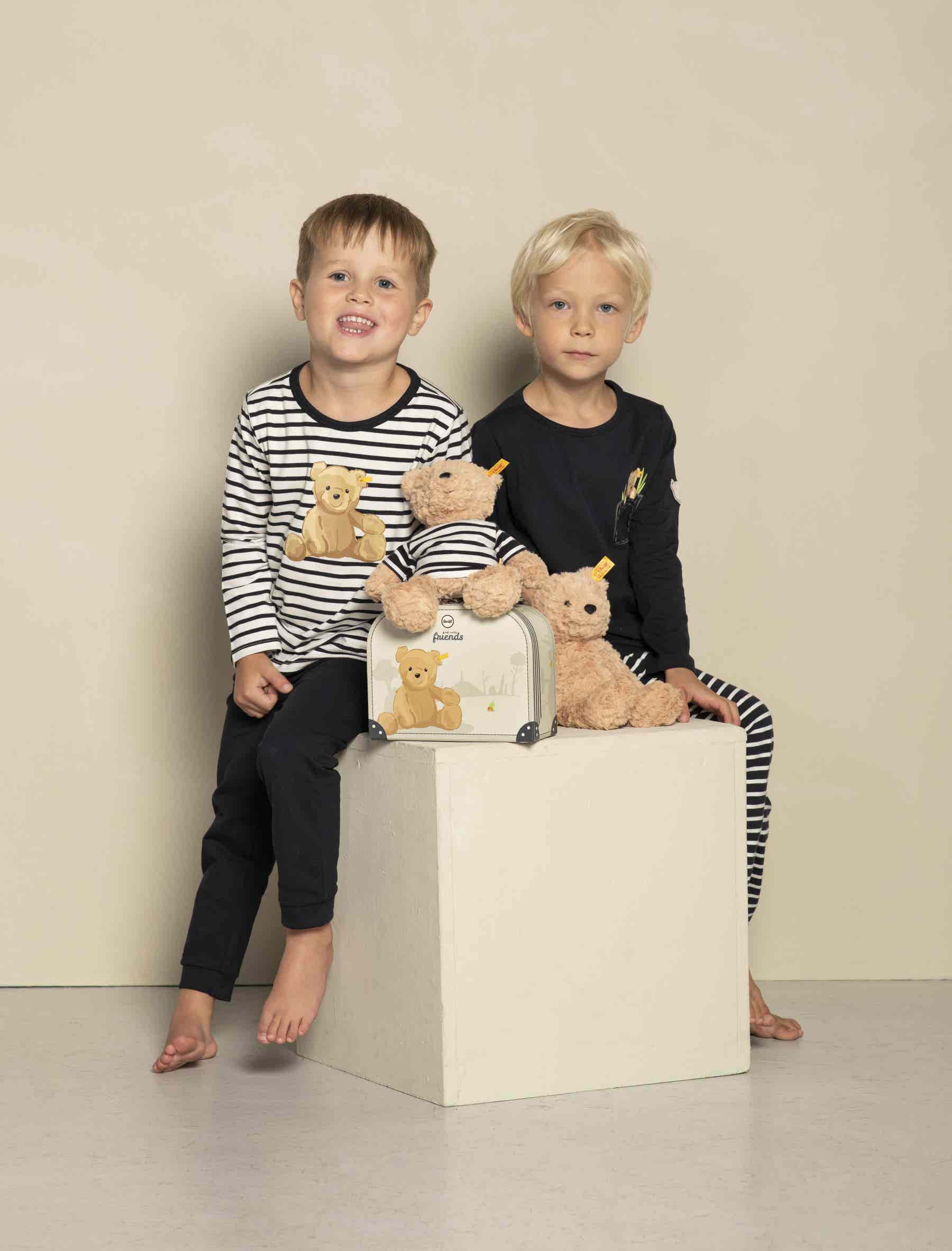 Steiff Soft Cuddly Friends Jimmy Teddy bear in suitcase 25cm - Image 2