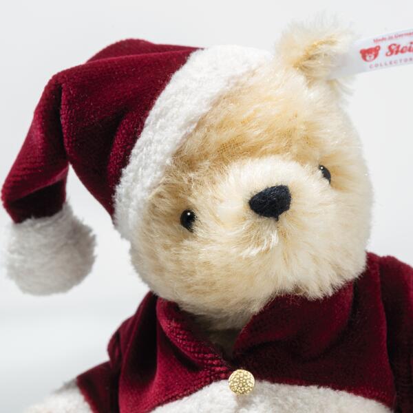 Steiff Disney Christmas Winnie the Pooh 17cm Limited Edition only LAST ONE - Image 2